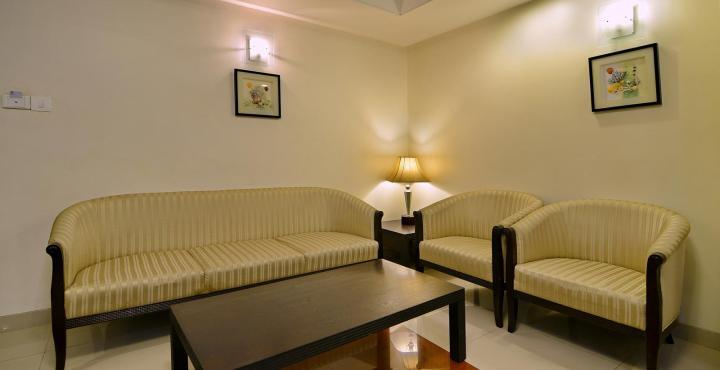 Ambience Executive Hotel Pimpri-Chinchwad Kültér fotó