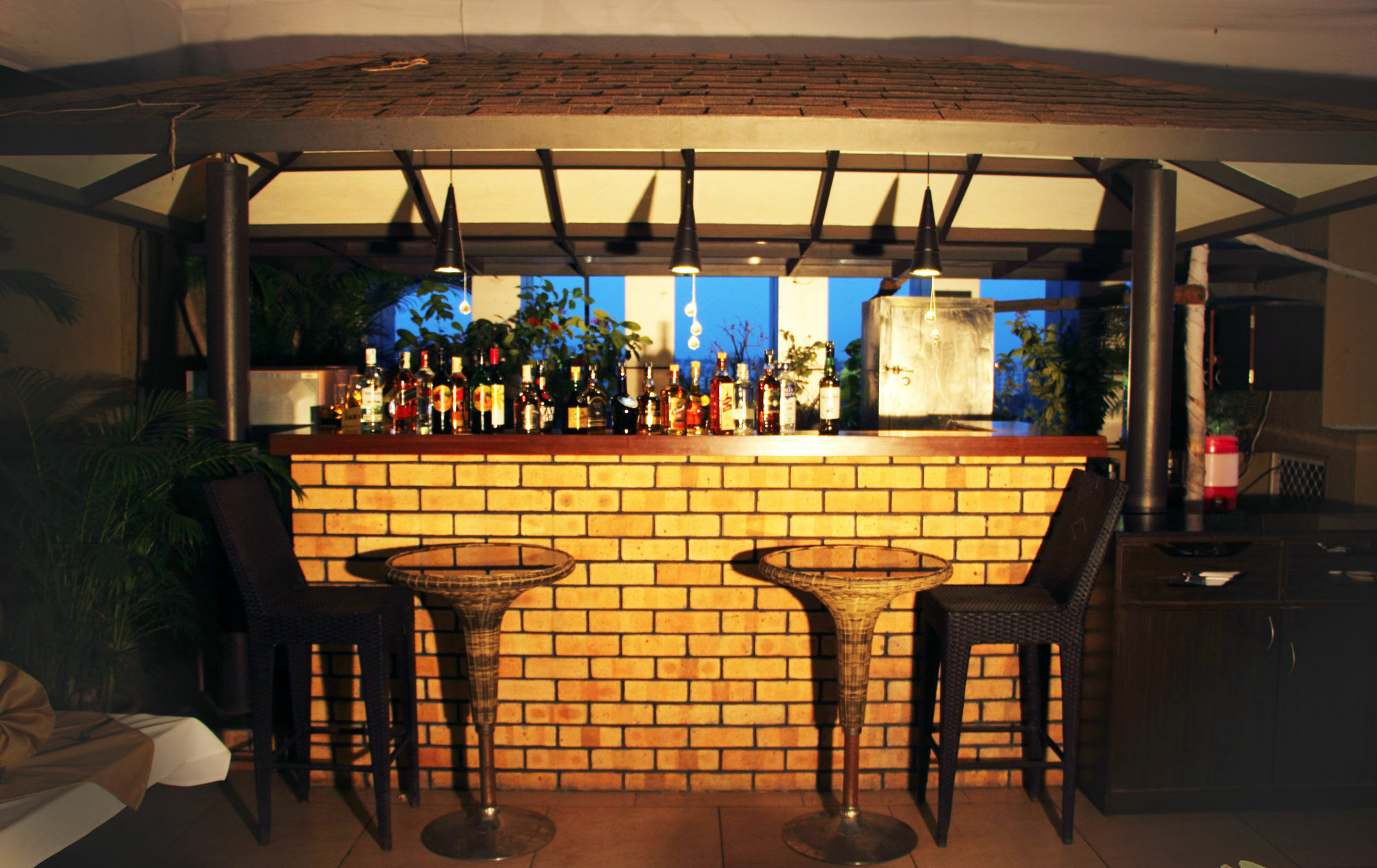 Ambience Executive Hotel Pimpri-Chinchwad Kültér fotó